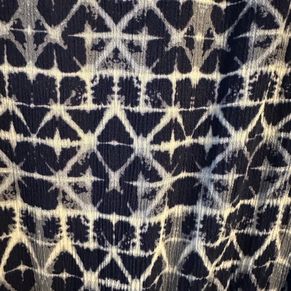 ❤️ BOGO Blue Ikat/Tie Dye Look Shorts Romper Size 2X - Picture 8 of 12